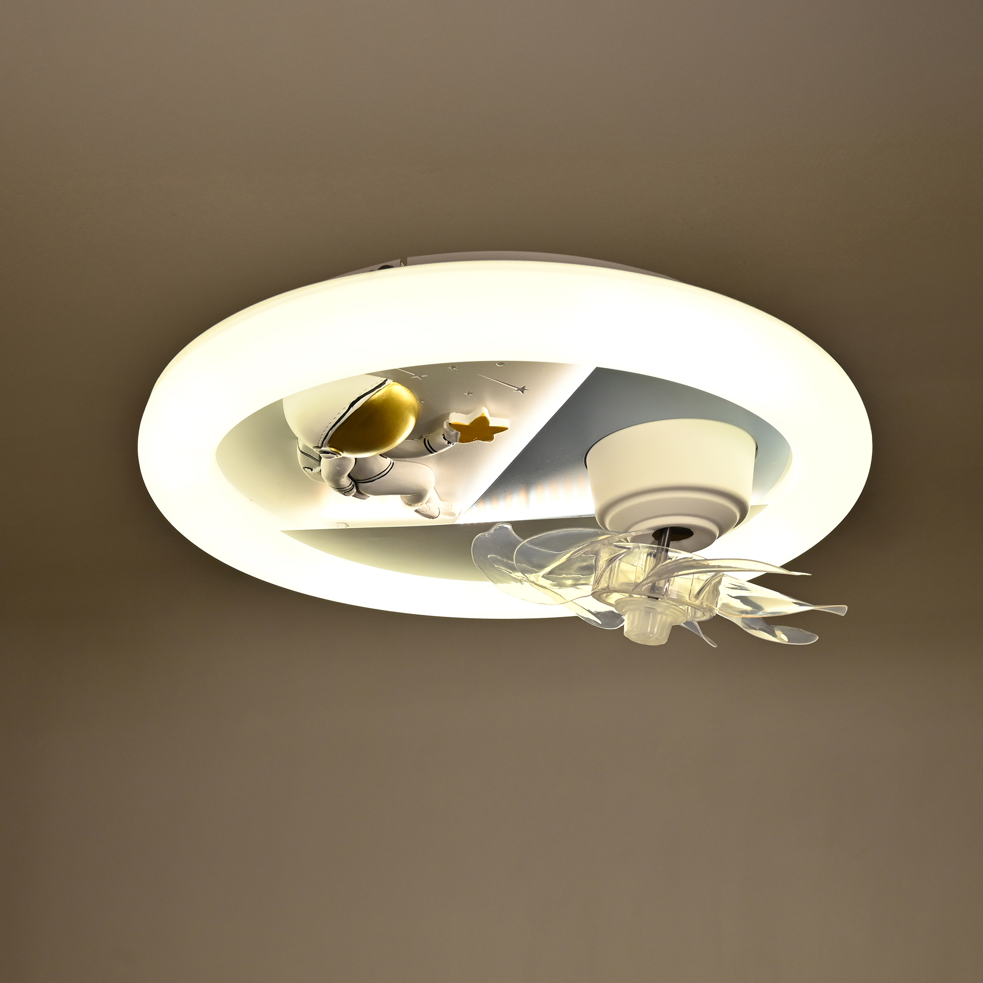 Lampara de techo infantil con ventilador / Lampara-de-techo-infantil-con-ventilador-363417476985072.jpg